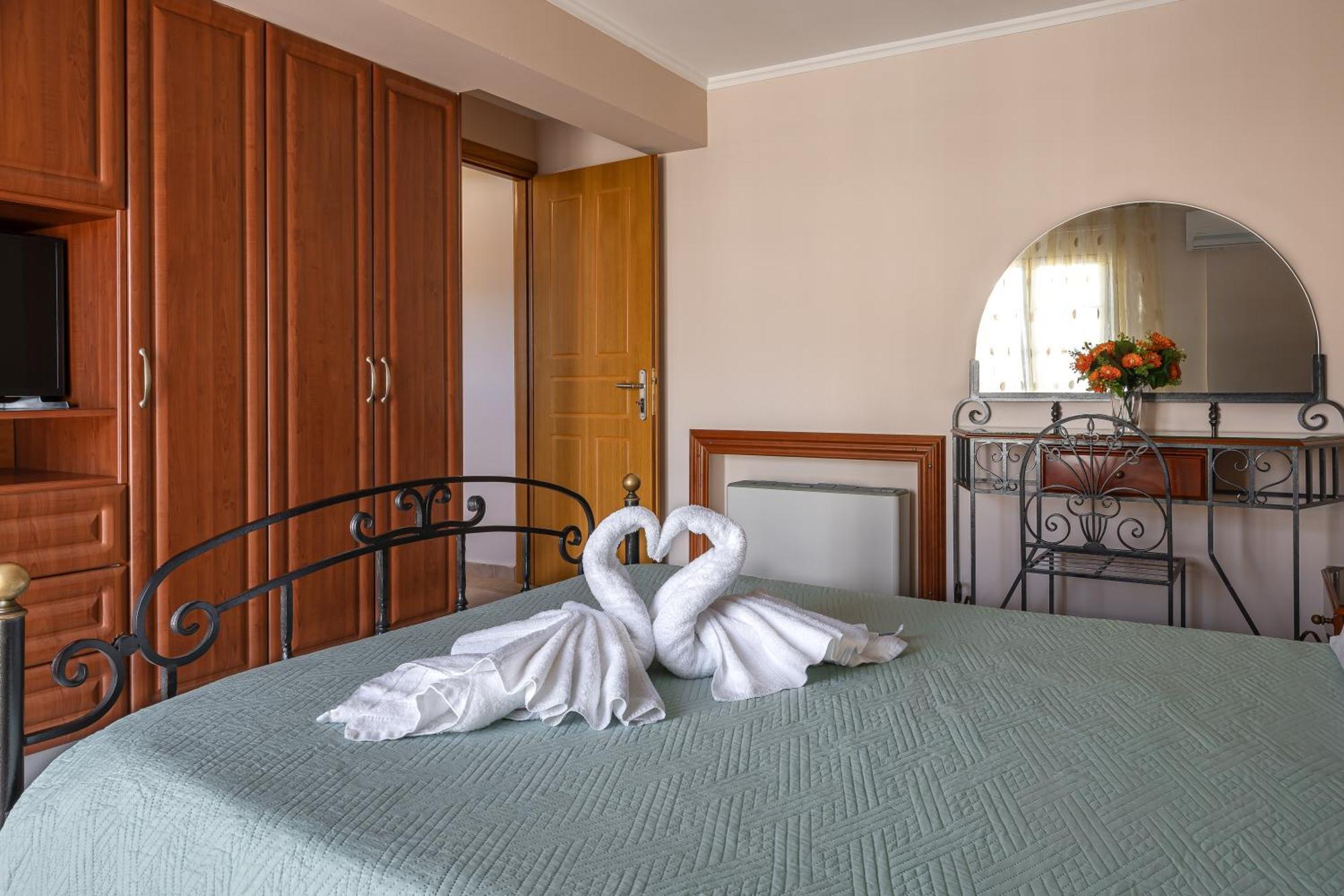Pavlos Apartments Argostoli  Bagian luar foto