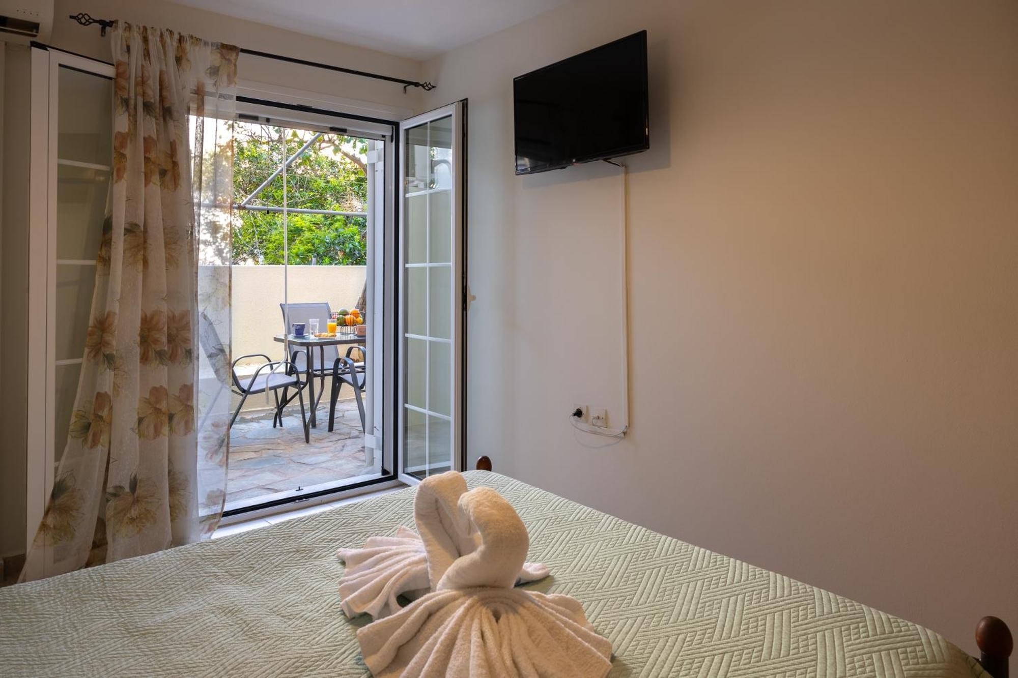 Pavlos Apartments Argostoli  Bagian luar foto